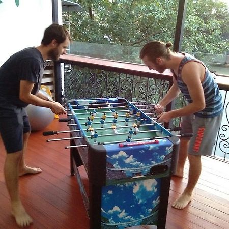 Scott @ 31St Street Hostel Янгон Екстериор снимка